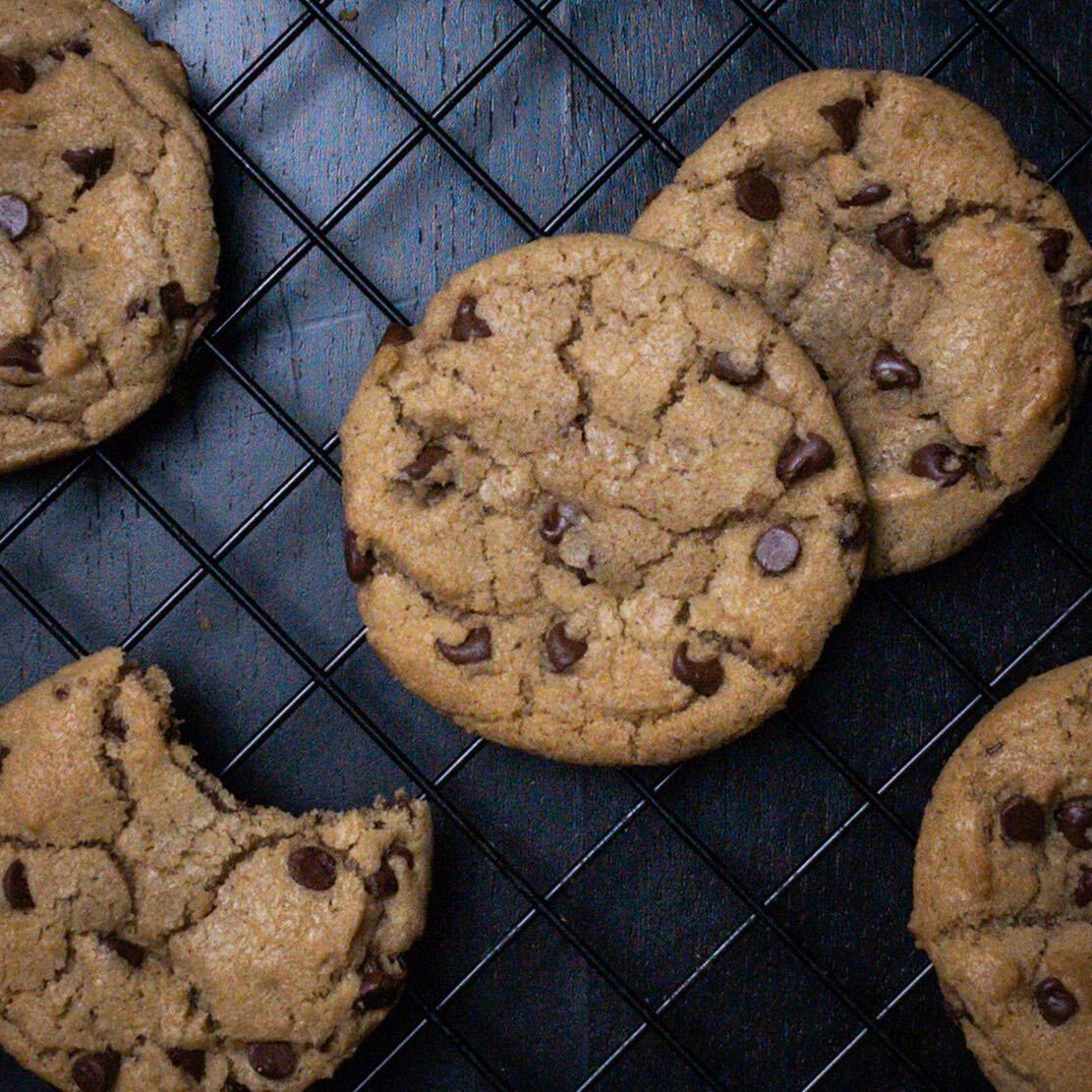 chocolate_chip_cookies